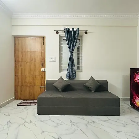 1Bhk Near Sarjapur Road With Lift 102 Apartment